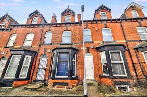 6 Bedroom Terraced in LS6 1EU