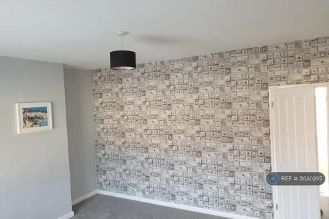 Valence Wood Road, Dagenham, RM8 photo 4