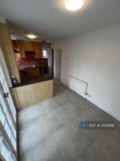 Thomson Avenue, Doncaster, DN4 photo 4