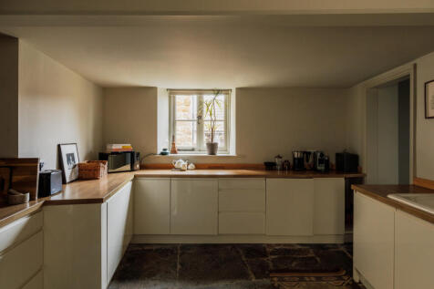 320325 - Round House Cottage, Castle Cary-16.JPG