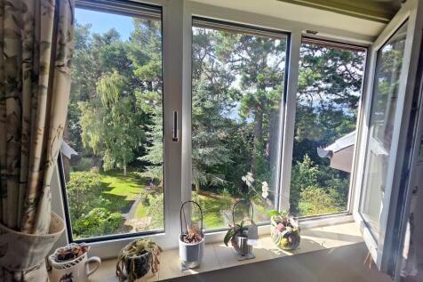 Tilt &amp; Turn Windows