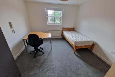 16 Packington Place, Leamington Spa photo 4