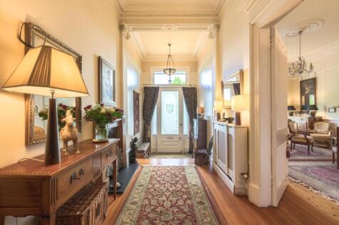 6 bed, 4 bath Town House in Glasgow - Photo 10