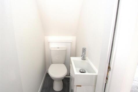 downstairs WC.jpg