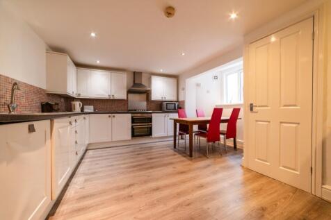 Cathays Terrace, Cathays photo 2