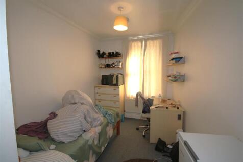 Bedroom 4.JPG