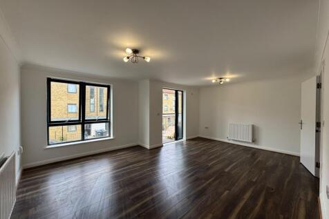 Creswell House, Hirst Crescent, WEMBLEY, HA9 7HJ, UNITED KINGDOM photo 3