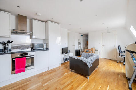 1375223-5-692daa1...