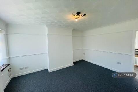 Chiltern Crescent, Warrington, WA2 photo 3