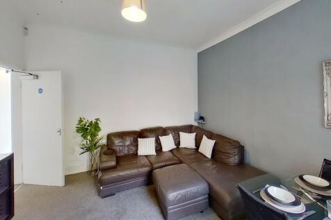 44-Wellington-Str...