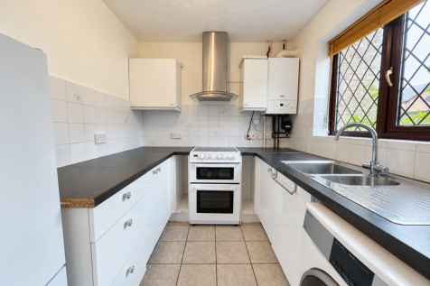 Stirling Crescent, Hedge End, Southampton, SO30 2SA photo 4