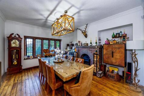 Dining room 1 SAPL3806-20251125-DxO_DeepPRIME XD2s