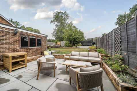 80d57f06-da4d-4b1...