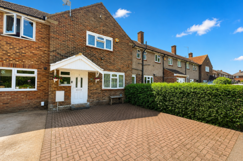 Slough, SL2 - property photo