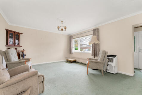 11 Little Moore, Fenstanton