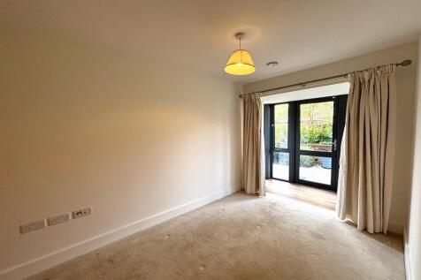St. Margarets Way, Midhurst, GU29 photo 3