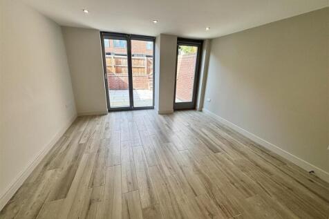 Out Westgate, Bury St. Edmunds photo 4