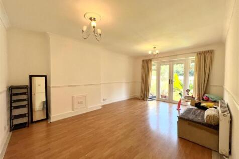 WhatsApp Image 2026-01-05 at 13.10.45 (3).jpeg