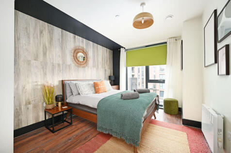 Double Bedroom 