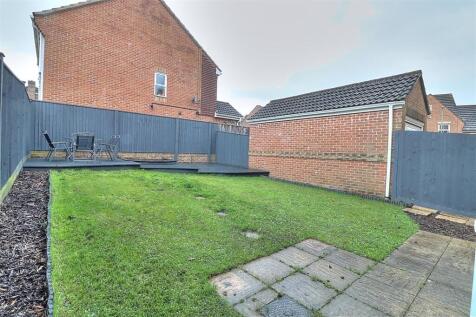 Hemlock Way 51 Rear Gdn.jpg