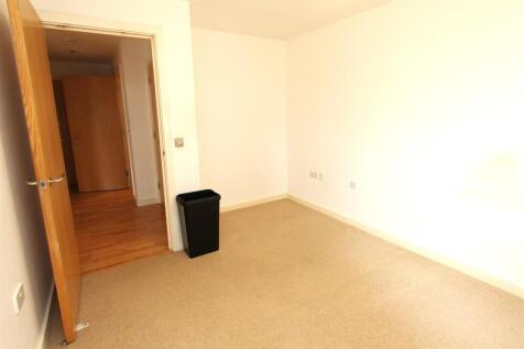 Bedroom.JPG