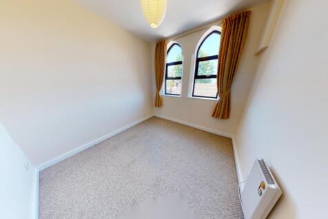 Flat 11 St Pauls Court, High Street, Kimberley, Nottingham, NG16 2LR photo 4