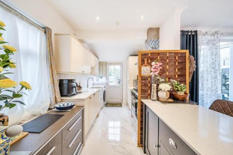 Davidson Frost-Wellings, DFW, Bullhead Road, WD6, 