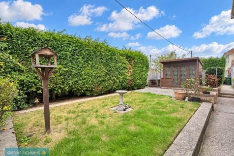Side garden