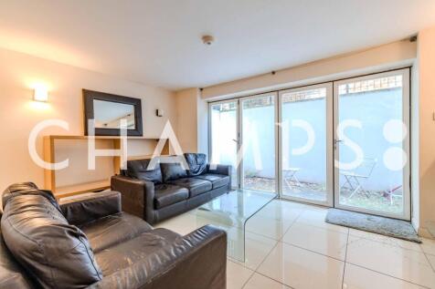 2 bed semi-detached house to rent Stanlake Road, 