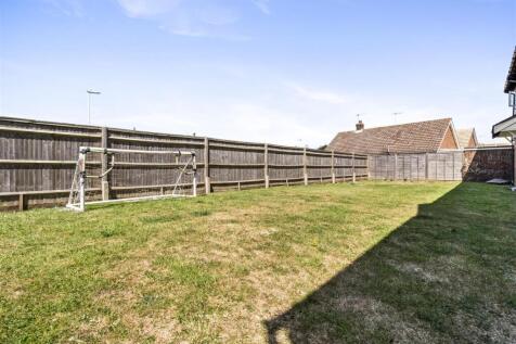 11 St Marys Court-014.JPG