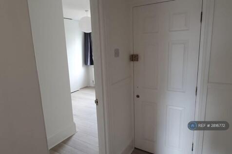 Hallway, Front Door (Rhs)