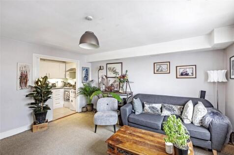 Slievemore Close, London, SW4 photo 2