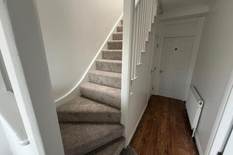 Joel Street, Northwood, HA6 photo 3