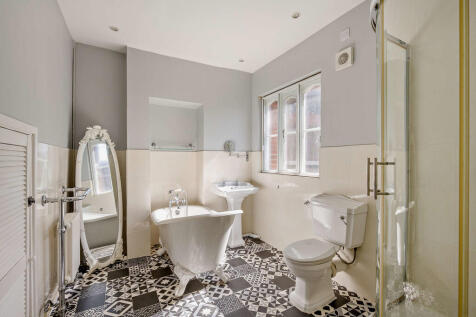 8659306-interior0...