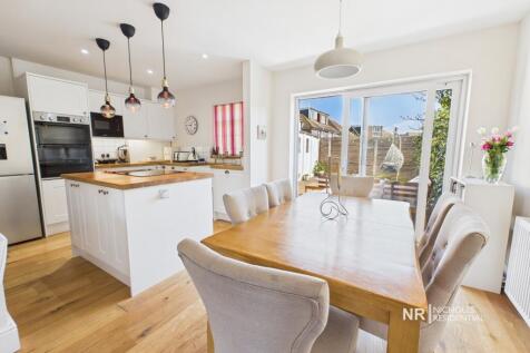 Kitchen Extra Photo 2