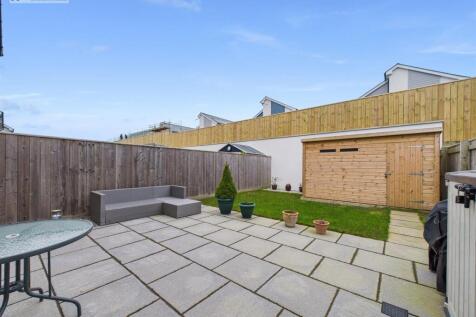Rear garden ii.jpg