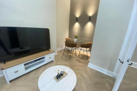 Lounge 2