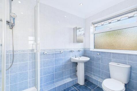 CAM01909G0-PR0438-STILL007