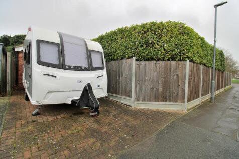 REAR DRIVEWAY