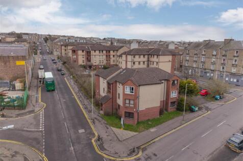 68 Dundonald Court Dundee-4.JPG