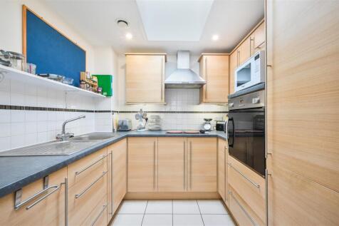 WELLINGTON COURT, (10).jpg