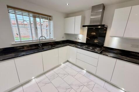 Grimshaw Close, Wilmslow photo 4