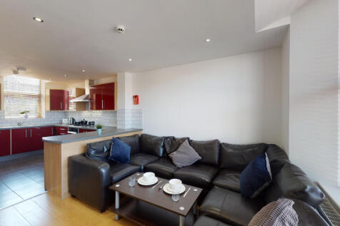 6-bed house on Thornycroft Road, Liverpool, £3,770/mo
