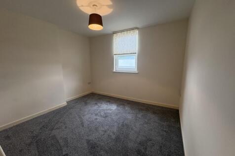 Station Street, Swinton, S64 photo 3