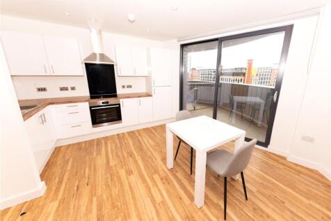 3 Pomona Strand, Old Trafford, M16 photo 4