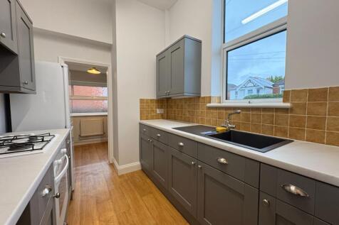Alexandra Road, Southbourne photo 4