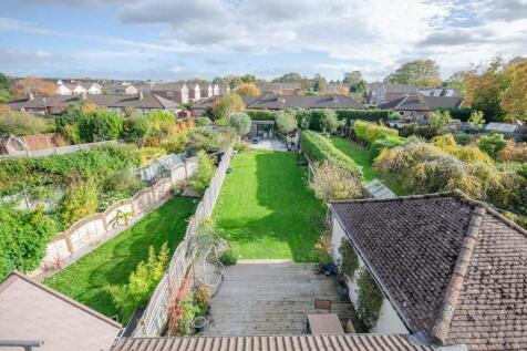 Aerial rear garden view.jpg