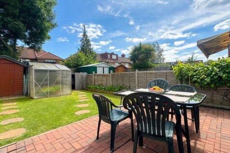 Kingsley Road, Ilford photo 5