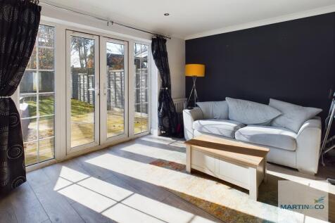 CAM03663G0-PR0121...