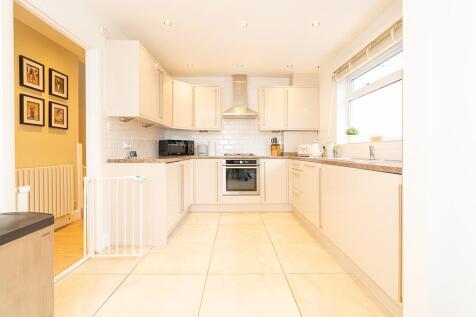 kitchen one.jpg
